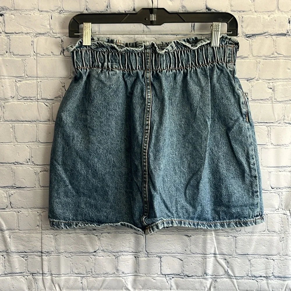 Bershka Denim Blue Denim Ruffle Top, Elastic Waist Skirt‎ Womans Size Large